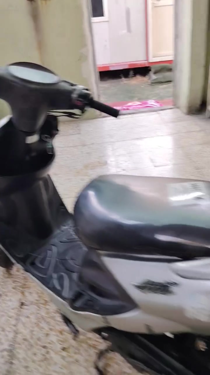 ماطور لكزز
فووول لاصرف لا نفخ 
معدل نار مكينه معمر بس بستن قبل شهر 
وين ماتروح جيك أي فيتر اشاير لايت بك لايت كلو شغال ماتصرف ربع علي ماطور خير من الله جاهز 👌👌👌مكاني موصل جانب الأيمن حي الصحه 
سعر ٥٣٠ بي مجال حك جيتك تدلل 
خاص متواجد


**إذا كنت صاحب هذا الإعلان وتريد حذفه لأي سبب، رجاءا أرسل رسالة إلى الدعم الفني**