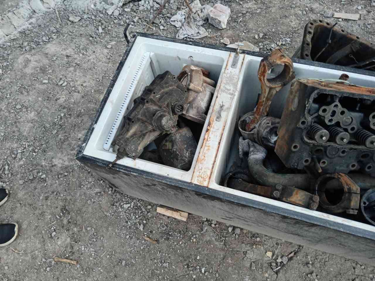 السلام عليكم اخوان فالفو حجم 74 البيع مفصخه الاتصال على الرقم ***********************
