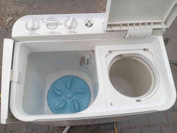 غسالة نوع توشيبا ٢٠ كيلو شغالة غسيل وتنشيف تجي تفحص بيدك
ما مصلحة بلادية
ب٨٠
كربلاء حي العسكري العابد صيدلية الرونق ***********
