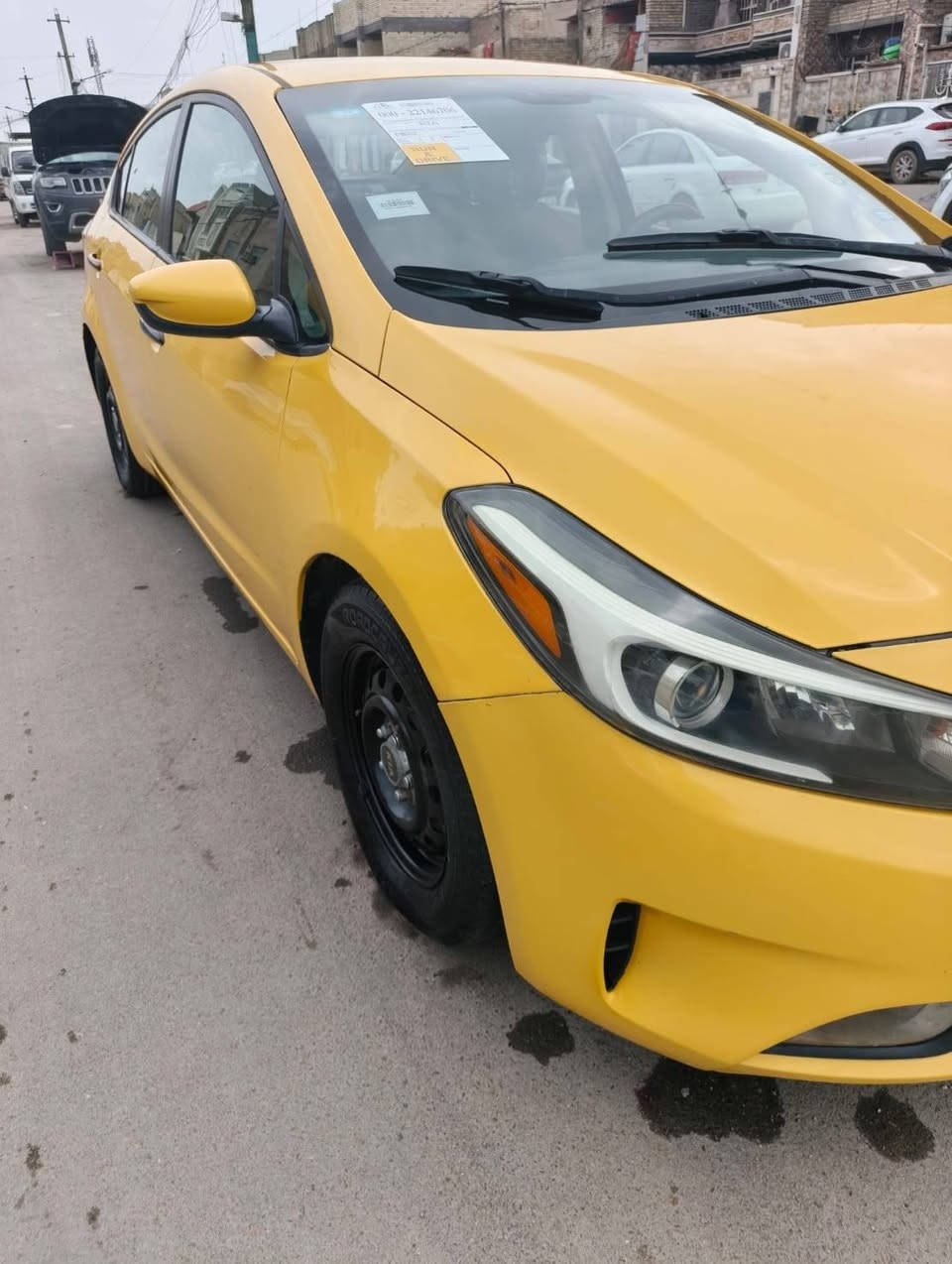 سلام عليكم 
كيا فورتي 
وارد امريكي 
موديل 2018
حادث شخط ب الجاملغ الخلفي 
بدون دواخل بدون ايرباك 
سياره خير من الله جاهزه للاخير 
موصفات 
مكينه 2000 دوش 
شاشه كبيره 
كامره دواره 
حساسات 
انضمه قياده 
تخم تاير 
صدر حداديه كله جديد
صور الحادث مرفق مع المنشور مع السونار 
بعد بيها هواي موصفات 
مكاني بغداد 
رقم بغداد الجديد 
هزه جديده 
تحويل مباشر 
س 116
ه‍ ***********
