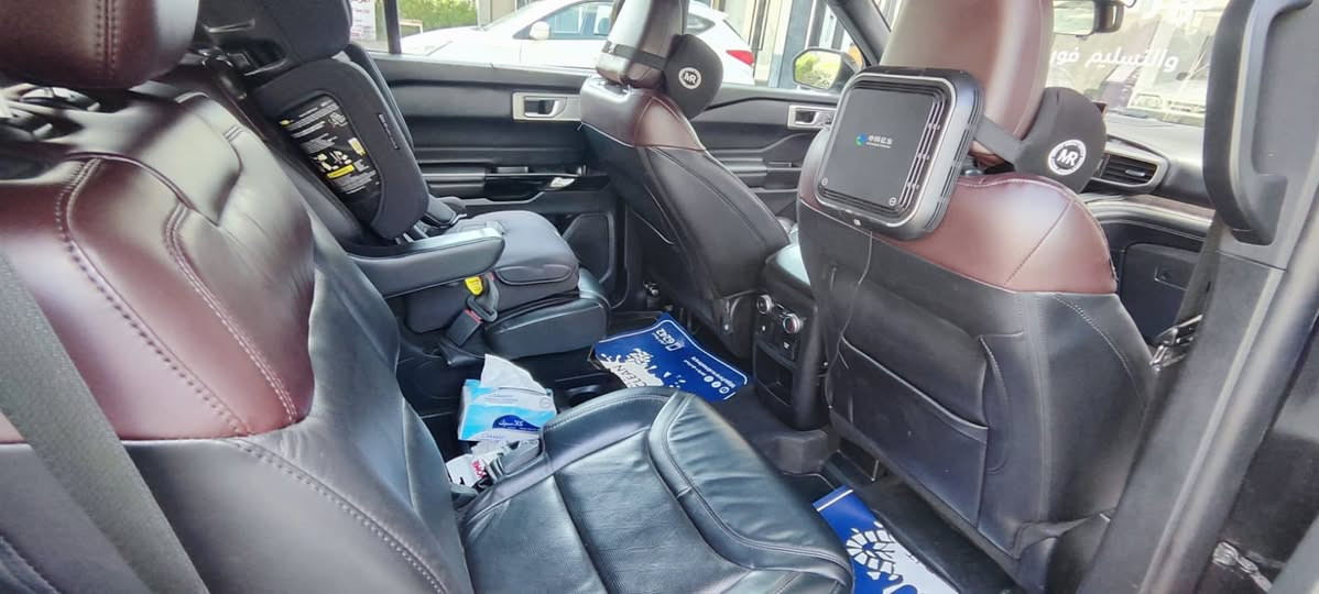 💥 فورد اكسبلورر بلاتينوم 2021 (أعلى فئة) - للبيع أو المراوس 💥
النوع: فورد اكسبلورر (Ford Explorer)
الفئة: بلاتينوم Platinum (VIP الفئة الأفخم بالشركة)
الموديل: 2021
الرقم: أربيل
المحرك: 3.0L V6 EcoBoost (توين توربو، عزم وقوة خارقة)
⚙️ المواصفات: شاشة عمودية كبيرة، نظام صوتي B&O، كراسي جلد تيتانيوم (تدليك + تدفئة وتبريد)، سقف بانوراما، ويلات 21، كاميرات 360، رادارات كاملة ونظام قيادة ذاتية وتحديد مسار.
🔍 حالة البودي (النظافة): السيارة بوضع مميز جداً، بيها صبغ جاملغ وباب مبدل نفس اللون (بدون صبغ).
📞 للتواصل والاستفسار (واتساب أو اتصال): *********** (السيارة متوفرة للبيع نقد أو للمراوس حسب الرغبة)
