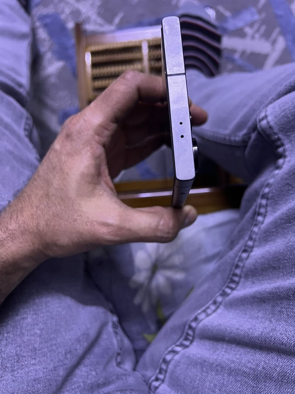 السلام عليكم
S24 الترا 
لون اسود 
ذاكرة 256 رام 12 
جهاز جديد ب معنى الكلمه سعرة 925 
***********
و بيه مجال حگ الجيه
