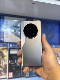 كومان ٤٠ برمير • 5G • مكفول شاحن