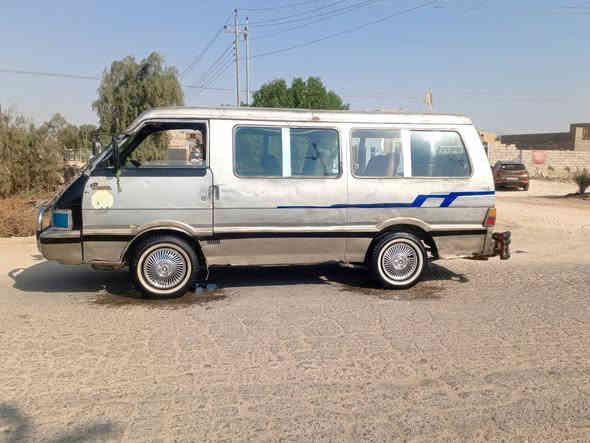 السلام عليكم كيه بسته رقم مثنى الماني تريد تحويل تريد وكاله كشرر حلو گير محرك اكسن جدد العنوان السماوه السعر 24 وبيه مجال الاتصال عرقم ***********
