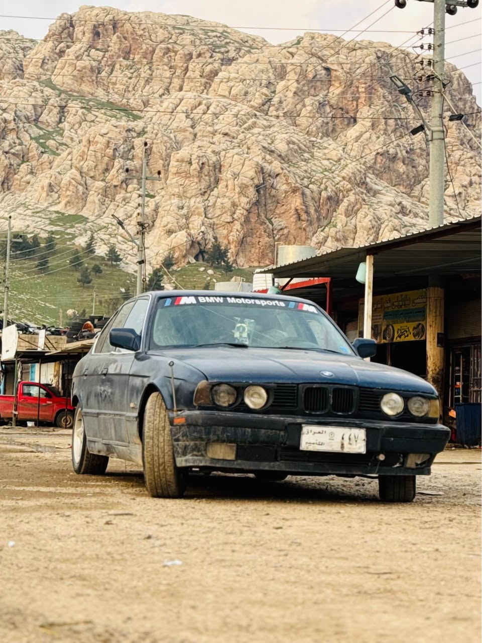 سەرەتا بەناوی خوای گەورەو میهرە  بان فرۆشتنی خێرا (Bmw520)مۆدێل ١٩٩١ دووجام کارەبا سلاید مەکینە ٥٢٠سمس بەشەرتی موسو بڕاوە سەیارەکە مالی فەقیرە  ئارمێکی لەگەلا بەلام بەشەرتی علوج ئەیفرۆشم مالی کەس نەبیتو پارەی کەسی تیدا نەبیت تکایە ئەگەر موشتەری نیت سەرمان مەئێشێنە 
(***********) السليمانية, العراق
