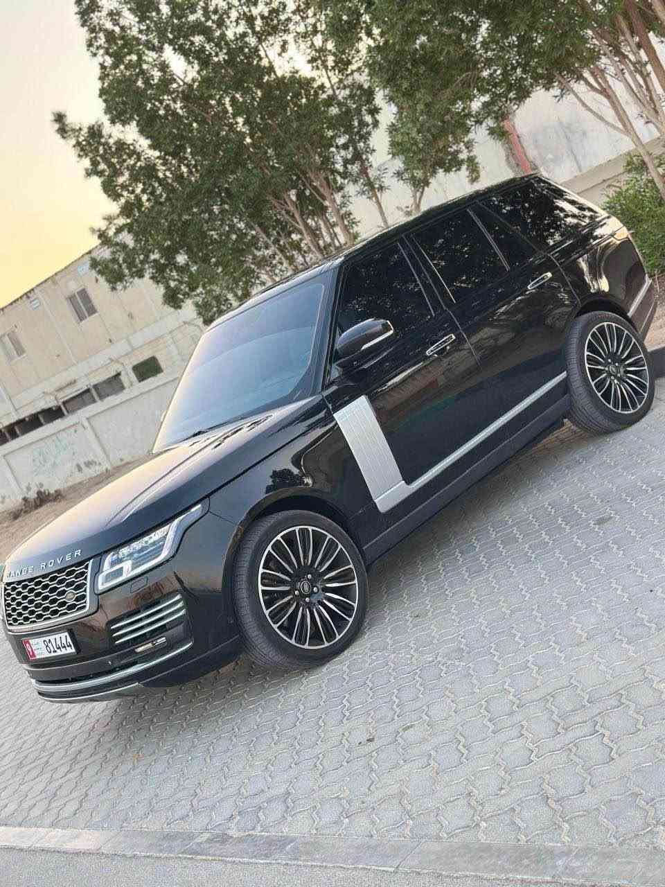 للبيع رنج روفر 2014 فوج سوبر تشارج بحاله ممتازه معدل 2020 ملكيه وتأمين سنه سقف بانوراما كاميرات 360 تحكم استيرنغ كاملة المواصفات رادار رقم 1 العين, أبوظبي


**إذا كنت صاحب هذا الإعلان وتريد حذفه لأي سبب، رجاءا أرسل رسالة إلى الدعم الفني**