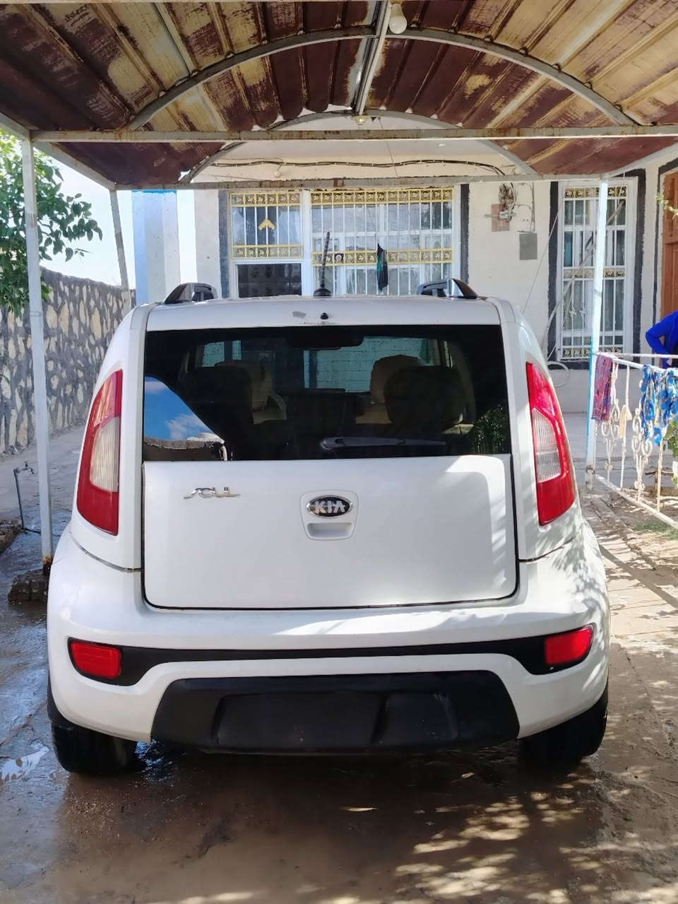 السلام عليكم للبيع صول موديل ٢٠١٣ وارد امريكي كير محرك 2000 دوش تبريد حداديه نظيفه دو اخل حلوة ونظيفه كاعيه مغلفة جلد ضربته جاملغ وقسم من البنيد بدون اي دواخل ولا ارباك سيارة حلوة ونظيفه رقم بابل السعر ١٠٥ ورقه وبيهه مجال قليل مكان السيارة قرب سيطرة الآثار للاستفسار أكثر اتصل على الرقم *********** ابو زيد
