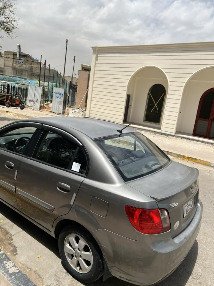 كيا ريو مديل 11خليجي
بدون صبغ 
بيهه جراد جلح مثل ما موضح بل صور بنيد وقماره وصندوك 
رقم بغداد ب اسمي جديد هزه جديدا
ماشيه147 
مكينه1400اقتصاديه بدون صرف
تبريد ثلج
ويل كب 
تحكم ستيرن جهتن
اشاير مري
ويل كب
داخل بلجيس
السعر87وبيهه مجال
مكاني بغداد الاعظميه
***********
