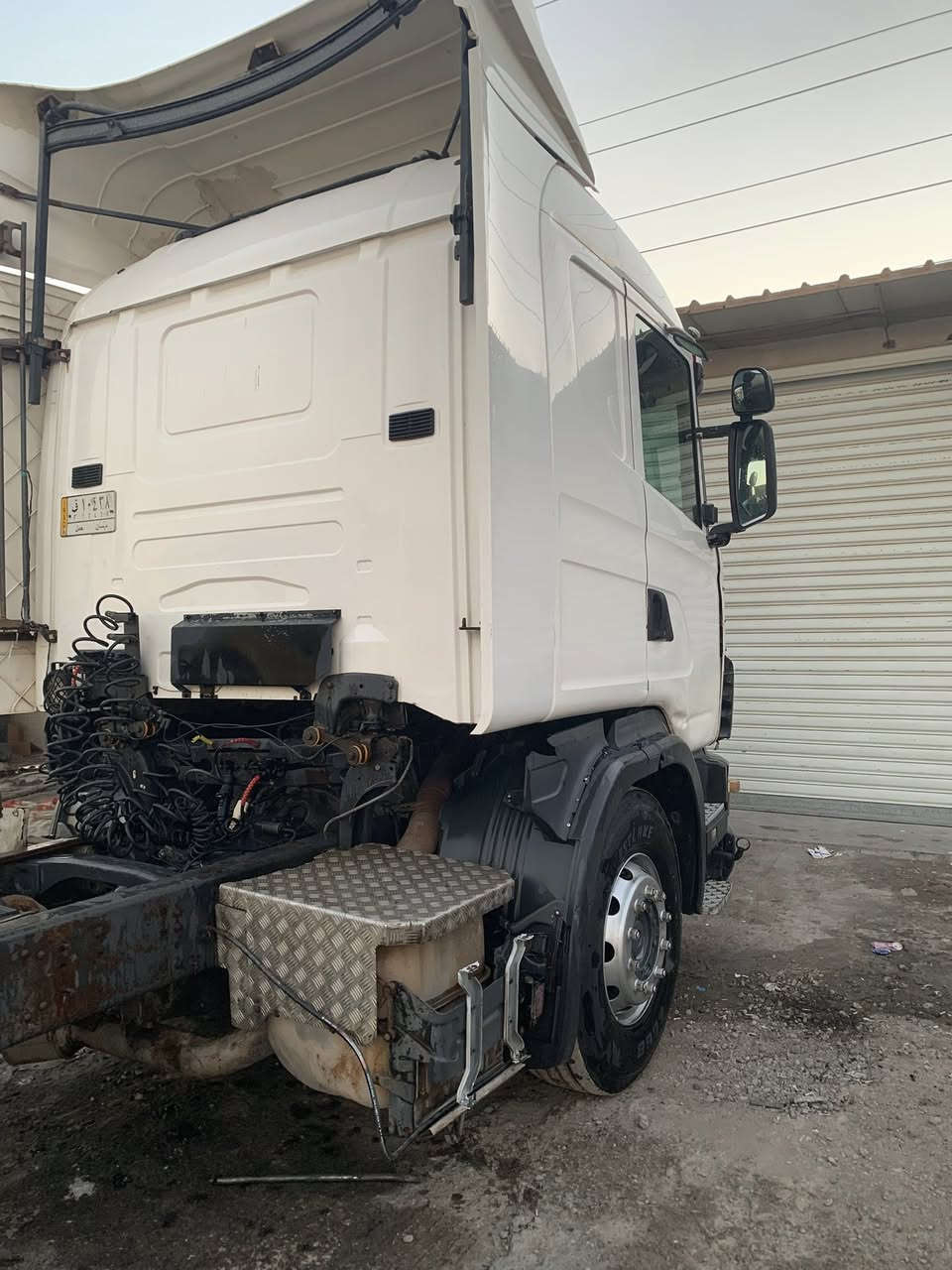 السلام عليكم سكانيا للبيع
٢٠٠٣رقم ميسان سنويه مجدده لل٢٩ شااصي مكفول باج بطن سياره كفاله عامه مكينه٤٢٠انجكتر كير ٣/٣ كهربائيات كلها شغاله مكانها البصرة الزبير سعرها١٥٠وبيها مجال ***********
