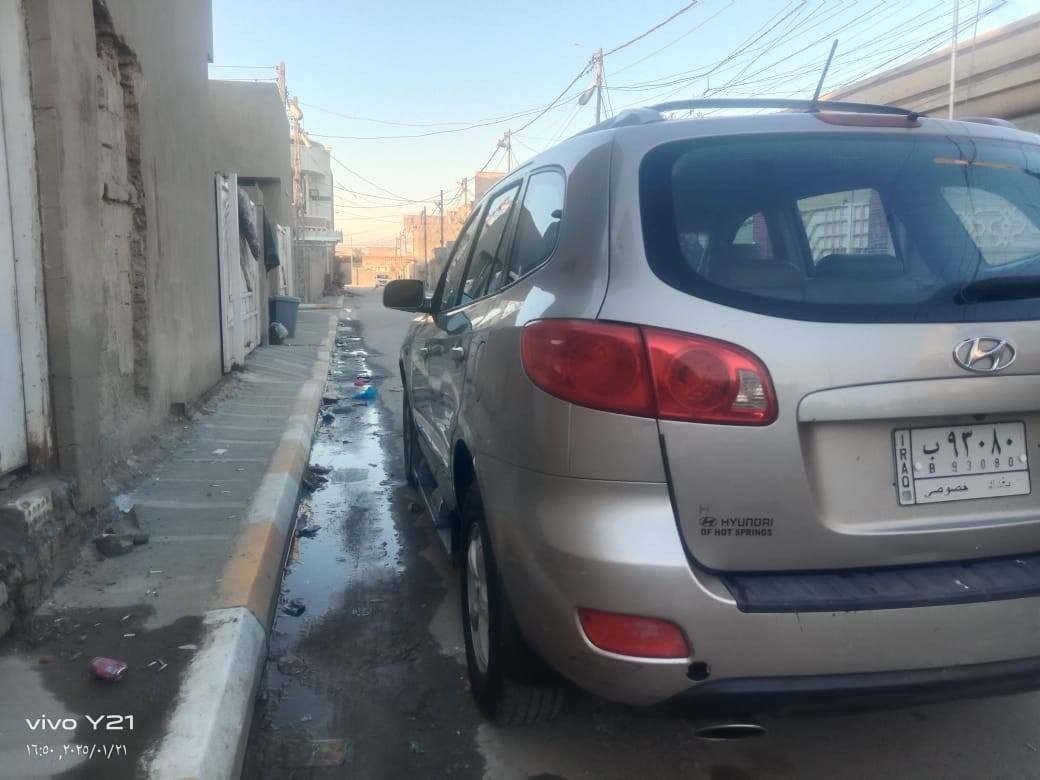 السلام عليكم سنتافيا 2007 وارد امريكي محرك 6  2700 الضرر موضح بالصوره
عنوان الفلوجه هاتف ***********
واذا مراوس كيا حمل اقبل
السعر 110 ورقه
