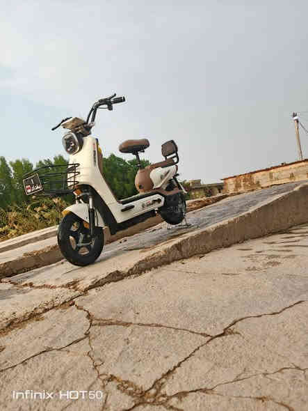 السلام عليكم دراجه شحن لبيع  سعرها 355وبيها مجال بصيط مكاني بغداد حييبتول رقمي ‏‪***********‬‏
