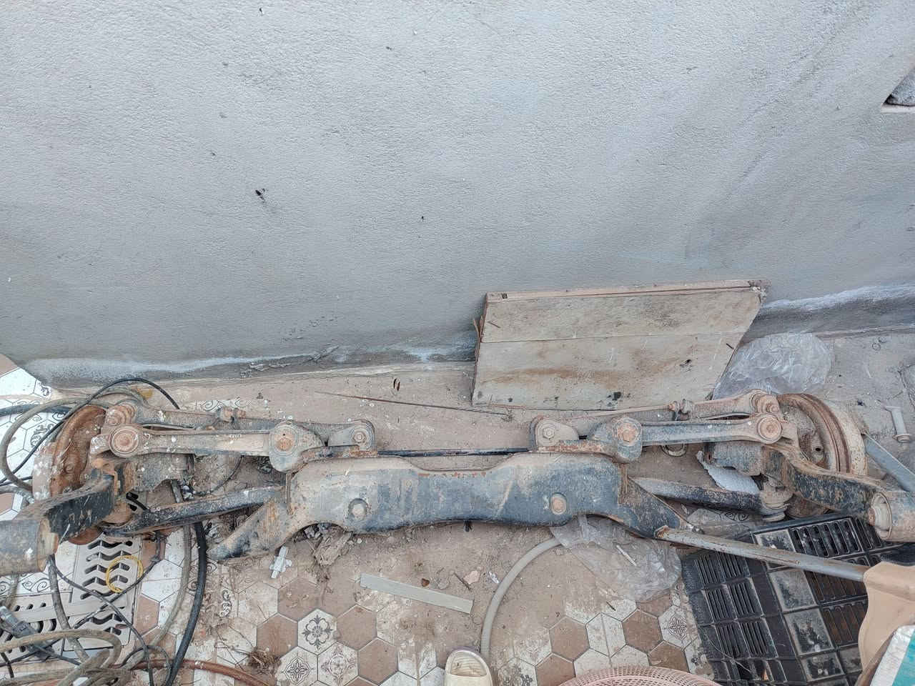 السلام عليكم ورحمة الله وبركاته
عربانة صدر خلفي مال سوناتا 2 للبيع
كلش نظيفة. المكان ديالى بعقوبة
للاستفسار ***********
