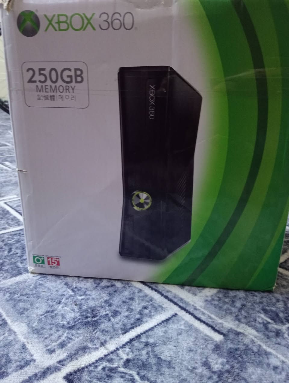 سلام عليكم اخوان XBOX360كولل العاب مهكر فول سعر 100شراي هاي رقم ***********
