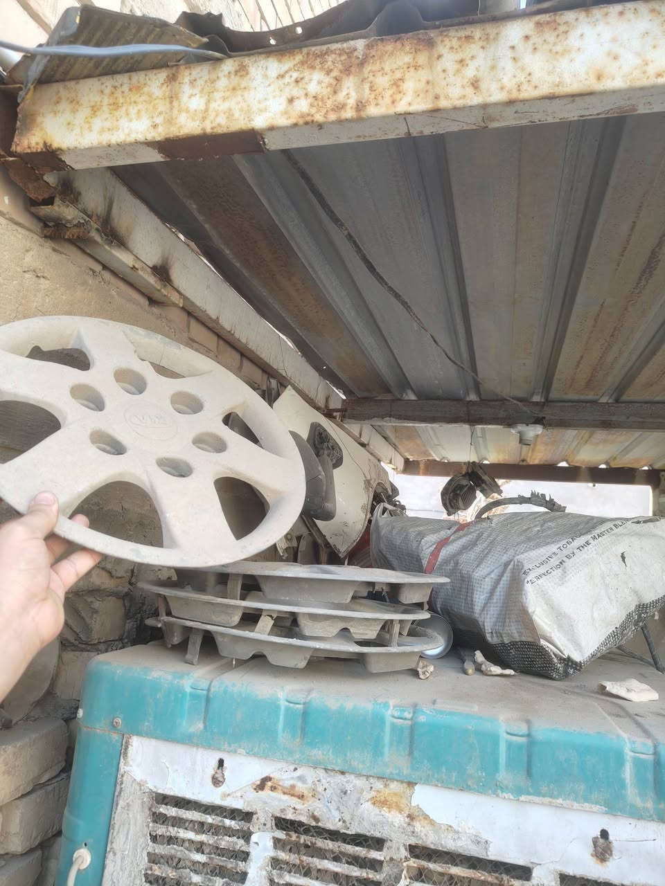 1 تخم تاير زيرو+ ويل فلس 14. 350
2 تخم ويل منغولي 14     .. 375

3 كبات منغولي 14.         110

4 زوج لغد منغولي.        50

5 لايت منغولي     50
مكان بابل 
***********
