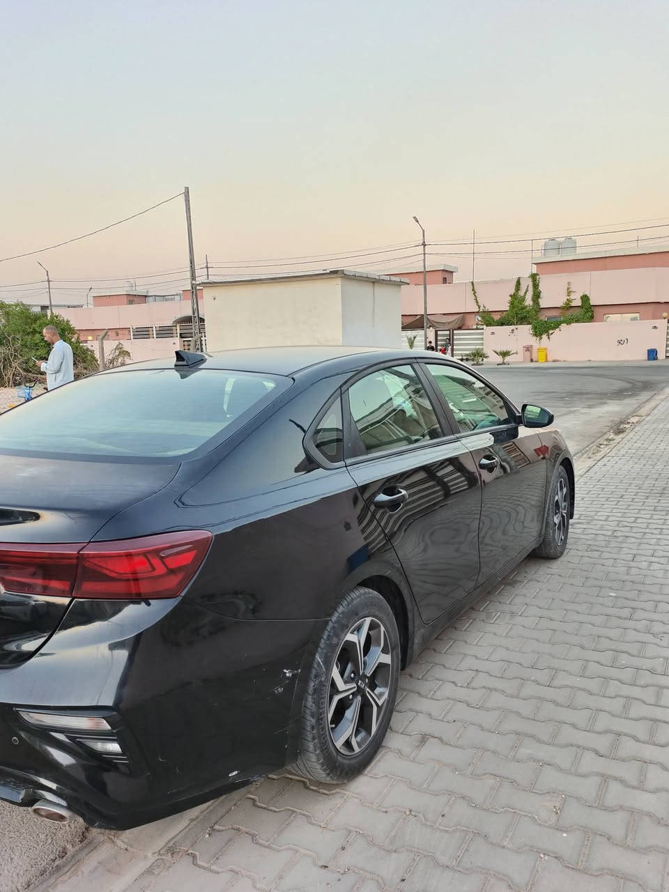 السلام عليكم كيا فورتي مواصفات 2019 FE
رقمه نجف  مشروع وطني بأسمي
حادث كما موضح في الصور
حادثة خلفي بسيط بدون دواخل وجنطه مصبوغه بچم. كبس
ماشية 74 الف ميل
كير شاديله AT المرغوب يم شركة الهندسية
كامرة دوارة 
مانع انزلاق
رادار اصطدام
محرک دوش 2000 
سعر 125  ورقه وبيه مجال بسيط جدا
للاتصال *********** مكاني النجف متوفر واتس آب
