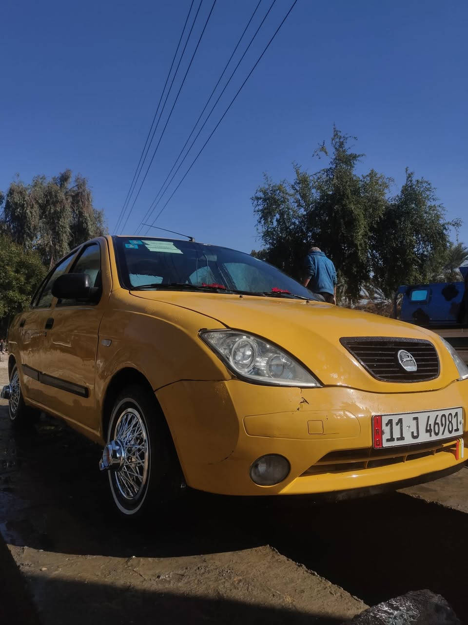 السلام عليكم للبيع طيبة 2015 رقم بغداد دولي مكينة كير حدادية تخم تاير تبريد تدفائة خير من الله شاشة كامرة تحكم استيرن سيارة حيل حلوة بية فقط جاملغ امبدا
وبية طخة امصلحة وبعدهي مامصبوغة اموظحة بصورة 
السعر 38 وبية مجال جدان قليل ***********
