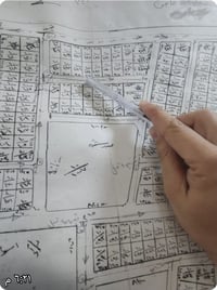نص قطعة للبيع حي الموظفين رقم القطعة 394قريب علی الشارع العام الشراي ي...