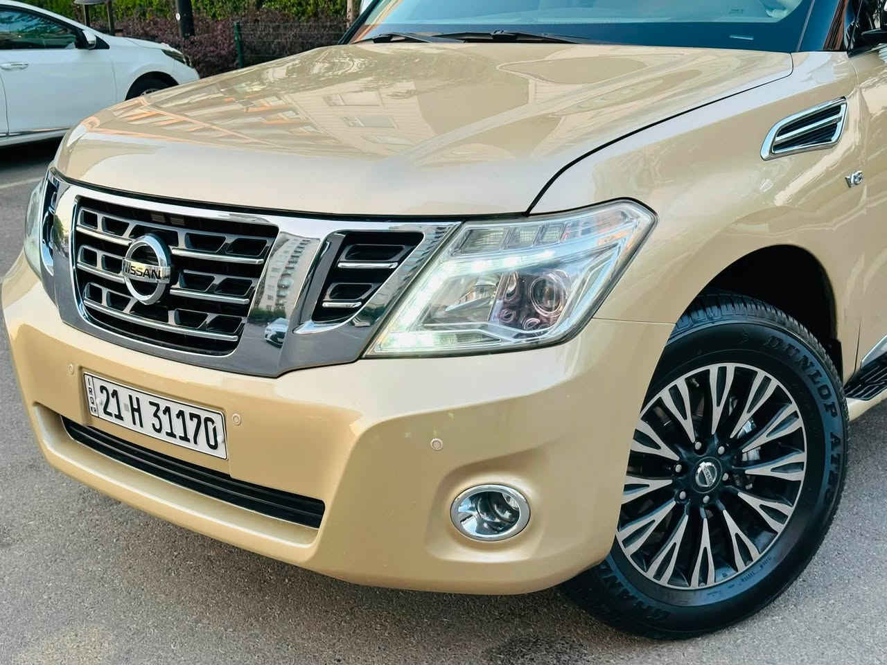 Nissan patrol  SE PLATINUM  2010
...﷽ ... 

ارخص  و  سعر انظف باترول بل عراق ‎(سعر217$ورقه)  

نيسان باترول2010 se  فئة پلاتينيوم

لون مميز (ذهبي⭐️⭐️)   ‎                     

‎سیارة خليجي شةركة سردار.  
‎🔹محرك 8صلندر) مرغوب  
  
‎فول مواصفات
‎🔹مكفولة كفالة عامة بدون صبخ بدون بارد
‎فول فول مواصفات🔹
‎دواخل بيجي ،سلايد ، ،زنون بلادي
 , 
‏‎,ثلاجة ,صندوق شفط , ,تحكمات ستيرن ,ستيرن كهربائ.DVD

‎سیارە ماشااللە حیل حیل حلوە و 🔹
‎كلـش كلش نظيف وحلوة وكل جسمها بشرط

‎محرك كير بشرط مامفتوح 🔹
‎سيارة حيل نظيفة كلشي عل بلاد لوك
‎سنوية  كلشي جديد   

‎باسمي السنوية بشرط تحويل وغرامـة
‎سيارة مابيـها دينار مصرف كامل من كل نواحي
‎🔸مكان /داخل سليماني
‎🔸موبايل / [***********]***********
