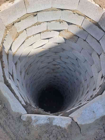 سلام عليكم يوجد كادر لحفر الخزانات الدائرية حسب الطلب وبسعار مناسبه حفر وبناء وصب وكذالك حفرا أساسات للستفسار ***********
