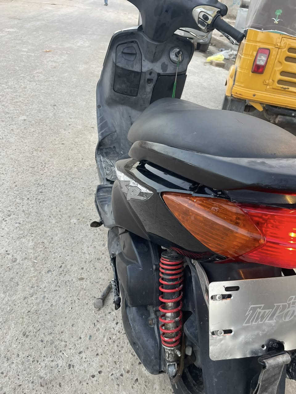 سلام عليكم دراجه البيع سكنس نثيه مكينه خير من الله كهربائيات كلها شغاله مكان سبع قصور سعر 550ت***********
