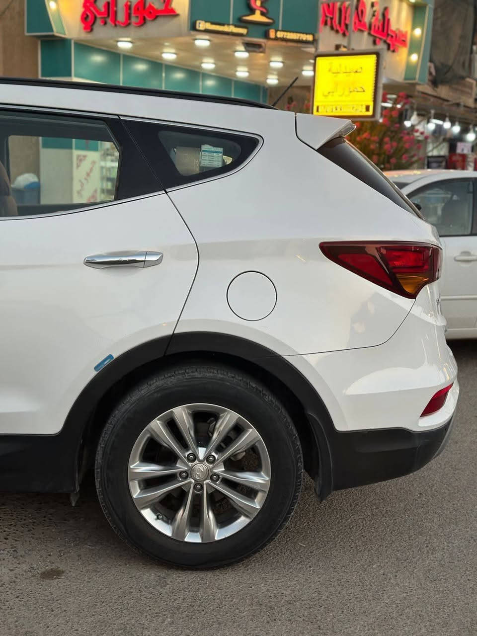 من رخصة الادمن
سنتافي 2018خليجي محرك (2400)
السياره كلين صفر مواصفات  
ماشيه 86الف
السياره ماعليها كلام 
تحويل ثاني يوم 
سعرها ***********واتس
او اتصال مكان السياره تكريت
رقمها اربيل دولي
