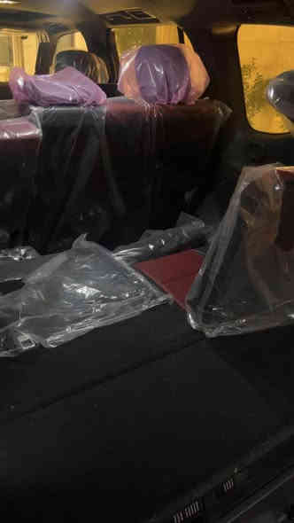 سلام عليكم لاندكروز موديل 2025 VX هايبرد فول مواصفات زيرو  كفاله عامه من كلشي تحويل ثاني يوم السعر 143مليون السيديه الاستفسار *********** بغداد
