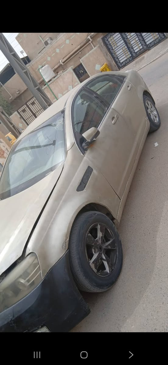 سلام عليكم  للبيع كابرس 2007 بسمي 
١٨ ورقه قفل محوره ومكينه تعبانه 
*********** البصرة, العراق
