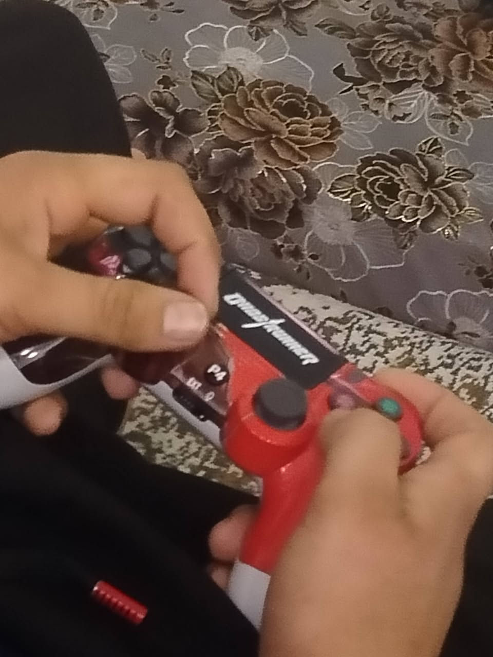 بلي 4 للبيع جديد
الاتصال على الرقم التالي 
***********
