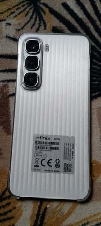 Infinix Hot 60i ذاكره 256  بطاريه 5160   مستخدم قليل   متوفر   0783257...