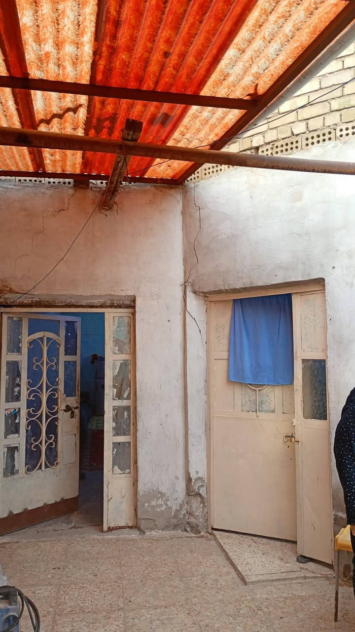 سلام عليكم دار للبيع حي المنتظر شيشيان لبيت كامل خدمات استفسار على رقم ***********
