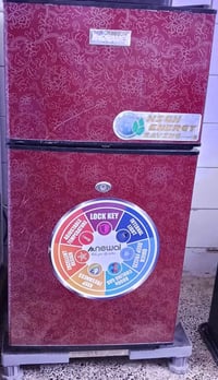 أجهزة منزلية • ثلاجة توشيبا 24قدم • قلاية سلفر كرست ألماني