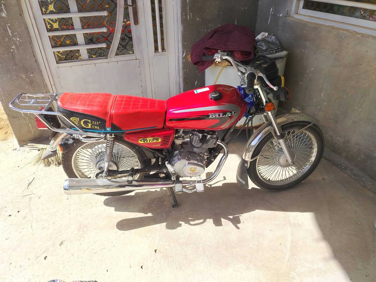 سلام عليكم تايكر 25 جديده بجيس ماماشيه 15 يوم شرط السعر ٧٠٠ وبين مجال قليل ***********
