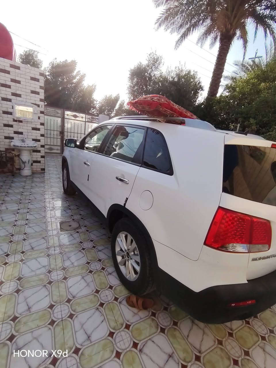 سورنتو ١١ أمريكي مكينه ٦دوش ٧راكب ٣قطع تبريد رقم بغداد الإنكليزي بسمي مكفوله من الصبغ والمعجون عنوان بابل ***********
