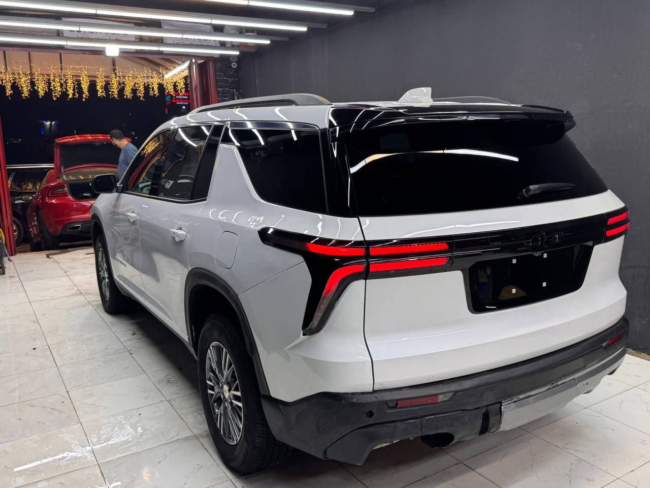 شوفرليت ترافرس LT 2025
حادثها موضح بالصوره 
ماشيه 13الف 
ايرباك ستيرن ودشبول 
مواصفات 
محرك ..2.5 لترتوربو
7راكب 
مواصفات معروفة ..
كشنات منفصل 
نظام تثبيت السرعة
أبل كار بلاي
كاميرا 
مراقبة النقطة العمياء
بلوتوث
مقاعد مُدفأة
الدخول بدون مفتاح
باب خلفي كهربائي
مقاعد كهربائية
التشغيل عن بعد
نظام الصوت Bose
وهواي مواصفات 
مرقم شهداء ميسان 
السعر 300 وبيها مجال 
الهاتف ***********
***********
