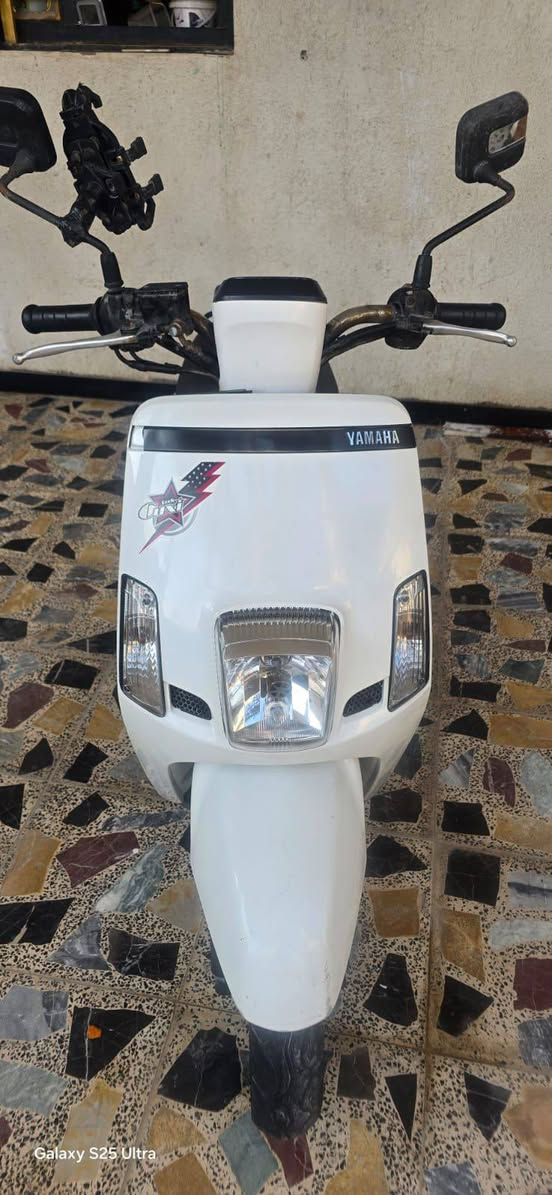 سلام عليكم من رخصه الادمن دراجه بوليسي توا مشتريهاا بعدها بوصلهاا دراجه نضيفه وما ماشيه  بعدها  جديده جيس 
 رايدها 1300 وبيها مجال حك الجيه مكاني البصره الموفقيه 

متوفر واتساب  ***********
