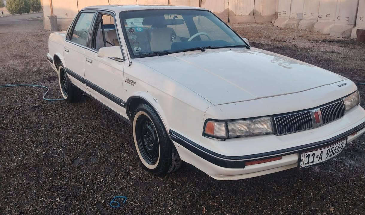اولدز موديل 90 رقم بغداد تخم تاير جديد حداديه كله جديد سياره جاهزه مكفوله مابيهه اي ضربه صبغ فقط البنيد اثر جراد تبريد كمبريسر وياهه لايت منضومه دبل فيت بم كهربائيات شغاله سياره جاهزه مكان سياره الصويرة واسط..السعر 50 وبيهه مجال  ...***********
