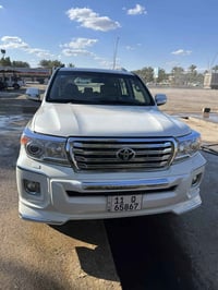 لاندكروز موديل 13 فطيم سياره جاهزه اي نقص ما بيهه صبغ جاملغ خلفي فقط س...