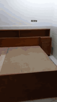 السلام عليكم 
متاح غرفة نوم احطاطة مرتبه 
اي استفسار اتصل على الرقم 
***********
