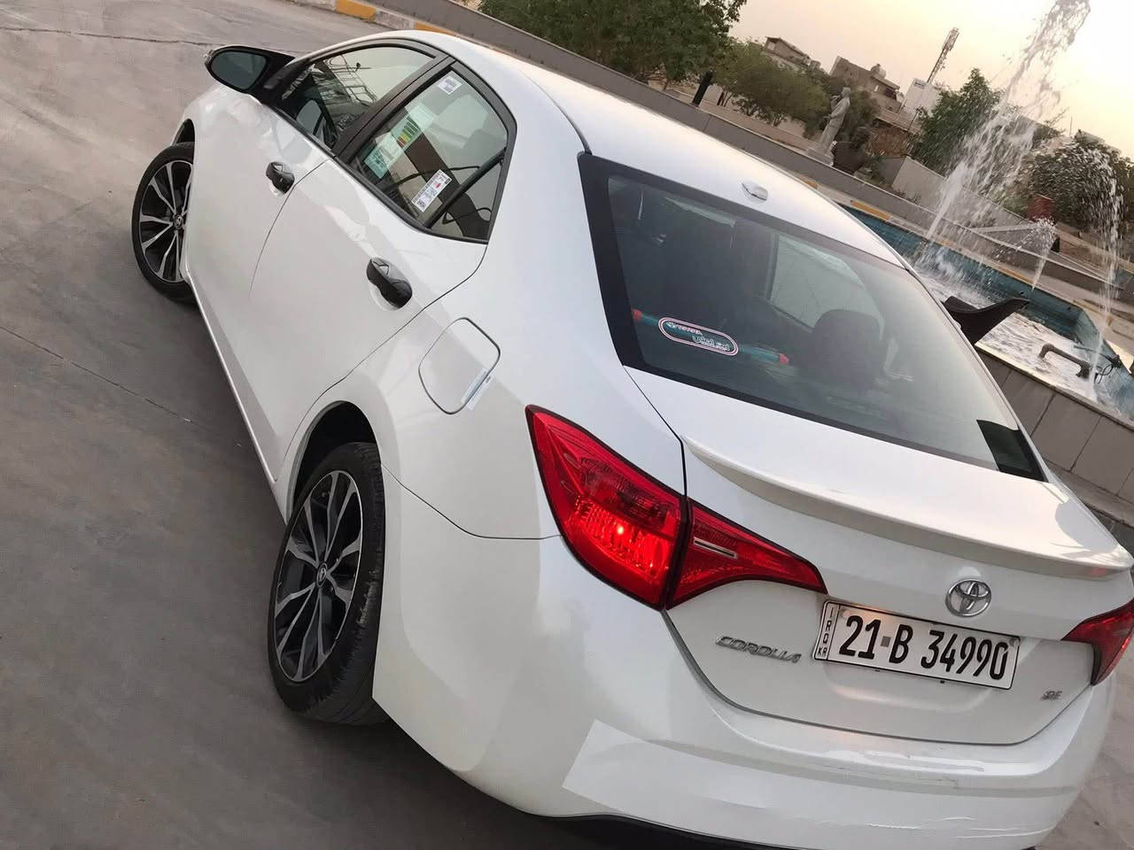 سلام عليكم 
كورلا seموديل 2018 ماشية 130الف 
ويل كروم بيلادي مثبت سرعة  حجر صالنصة بيلادي  ايرباك بلادي تحديد مسار كشن جلد قماش  علي وضع شركة  رادار بيلادي   سيارة علي وضع شركة 
دفتر بنزين موجود 
سيارة مال بيت 
 سنوية هةزة رقم كلة جديد بأسمي 
شرط تحويل ثاني يوم 
ضررها. بونيت. جامرلخ   
السعر. 138$بي مجال للطيبين
مكان سيارة كركوك 
ازا مو شراي لا تتصل 
*********** كركوك, العراق
