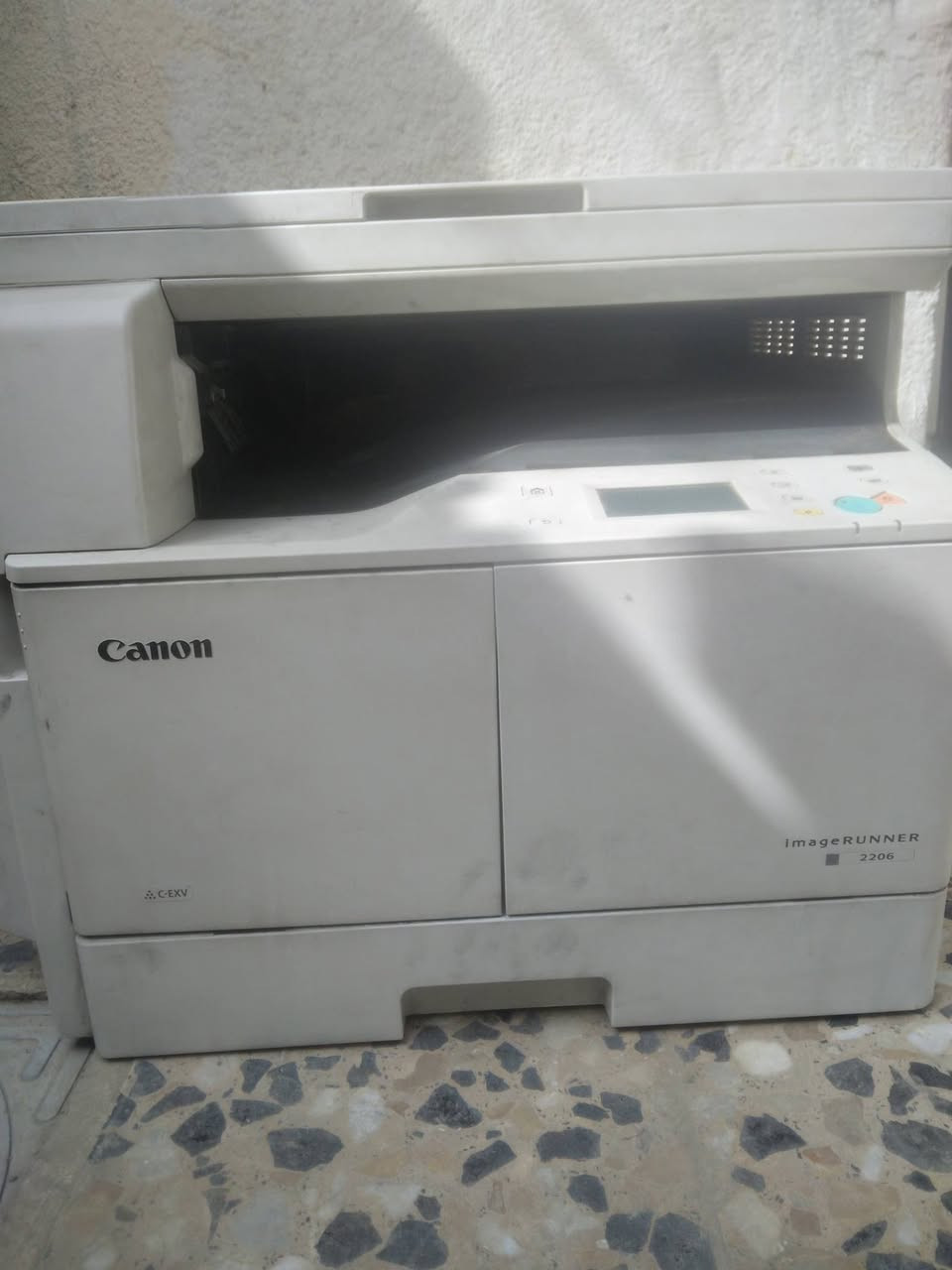 سلام عليكم طابعه كبيره للبيع نقصها حبر وشي ثاني بيها ورقه عصيه جوه وبس


**إذا كنت صاحب هذا الإعلان وتريد حذفه لأي سبب، رجاءا أرسل رسالة إلى الدعم الفني**