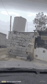 دار  للبيع
📐 المساحة: 350 متر
📍 الموقع:واحد حزيران   – قرب المجمع السكني الجديد او جسر حزيران الجديد 
🏗️ الحالة: سكن جاهز 
✔️ موقع ممتاز وقريب من الخدمات
✔️ مناسب للسكن أو الاستثمار
💰 السعر: قابل للتفاوض
📞 للاستفسار: ……:

مساحته ٣٥٠ متر يتكون من صالة خطار ومطبخ وغرفة نوم وصحيات داخلي 

موقعه زين وينفع سكن أو استثمار
السعر مناسب وقابل للتفاوض
للاتصال: ……***********
