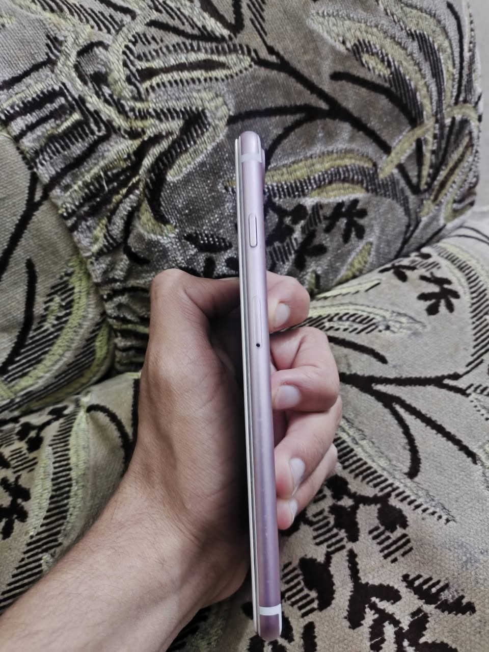 السلام عليكم
ايفون 7 بلاس ذاكره 128 كله بلادي على وضع الشركه تفاصيل كدامكم بالصور نضافه 90 بلميه كفاله عامه ونضيف حيل سعر 110 وبيه مجال قليل مكاني العمارات الجديده قرب مسبح العماره الكبير شراي خاص او اتصال
***********
