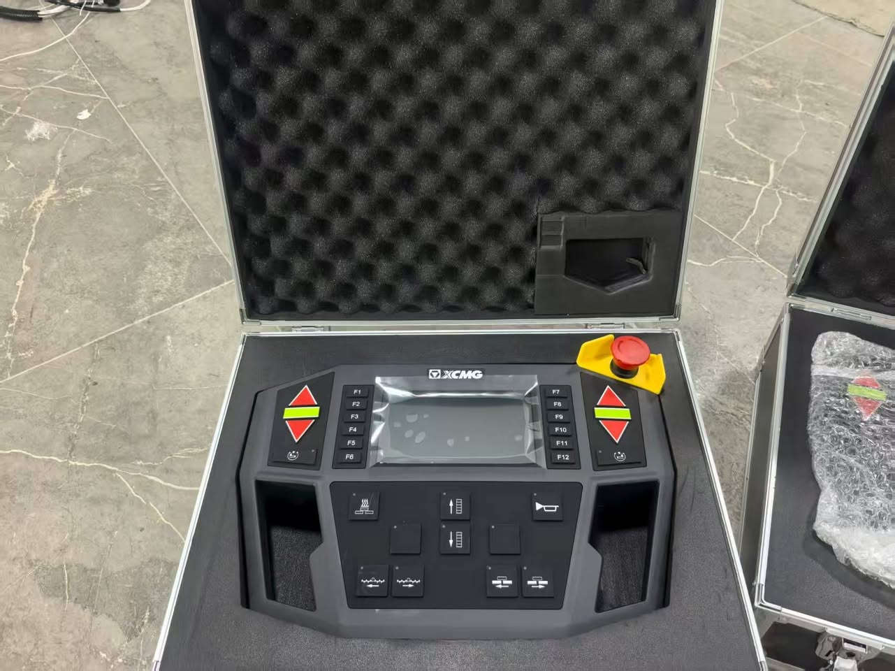 Premium Parts for Asphalt Paver & Milling Machine Are Here! 🚧
We are your trusted supplier of high-quality replacement parts for asphalt pavers and milling machines.
✅ Long-term supply of genuine components
✅ Expert remote guidance for machine maintenance
✅ Reliable performance and durability
We keep your road construction equipment running smoothly. Need a part or technical support? Don't hesitate to get in touch with us for a quick quote!
📩 Contact us on WhatsApp: +8618752126646
#AsphaltPaver #MillingMachine #RoadConstruction #ConstructionParts #HeavyEquipment #PaverParts #MillingParts #WhatsApp


**إذا كنت صاحب هذا الإعلان وتريد حذفه لأي سبب، رجاءا أرسل رسالة إلى الدعم الفني**