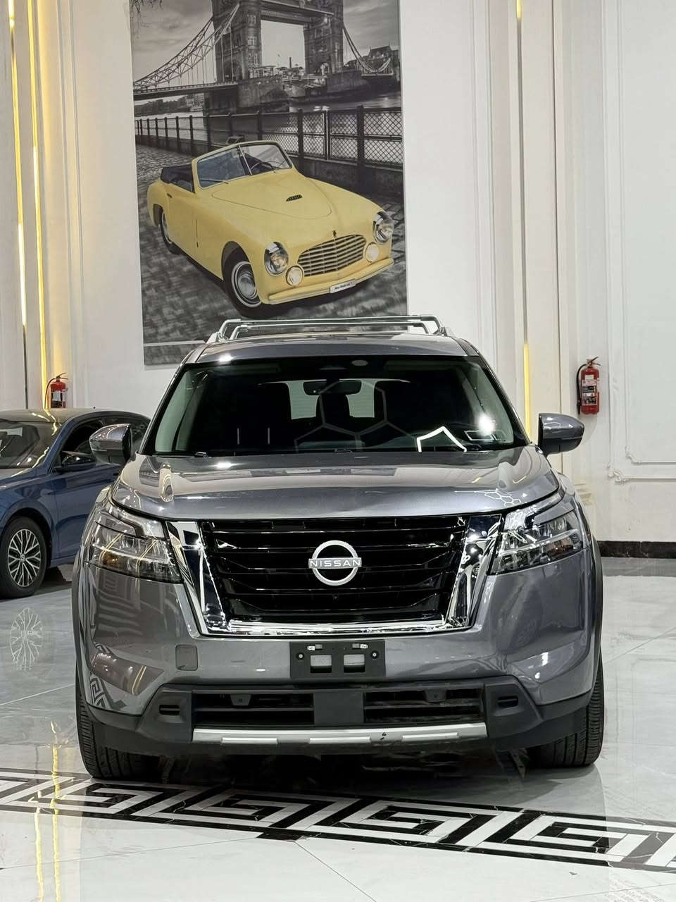 نيسان بافندر وارد امريكي موديل 2024 محرك V6 محرك مواصفات SL فول فول فقط بدون فتحه شاشه جبيره كاميره خلفي بصمه شغال عن بعد كشنات جلد كشنات كهربائي كشنات تتفيه🔥استيرن تتفيه🔥بريك بصمه تبريد مركزي ٧ راكب موبايل📱وايليس جامات خلف برداد بلادي سندوك شفت اشاير مريات رادار جانبيات رادار امامي حساس امامي حساس خلفي كاميرات 🎥 خمسه ٣٦٠ امامي وجانبيات وخلفي لايت ليد زينون ويل كروم تحكم استيرن تحديد سرعه شفتات استيرن فور ويل يعني دبل اكسل بعد هوايه مواصفات بيها سياره مكفوله من اي نواقص كله بشرط ضرر فقط حافت بونيد صبغ بدون ضرر داخلي بدون ارباك بدون تبديل بدون تعديل بدون شخوط بدون بقسات كله سليم بشرط سياره ماشي ١٥ الف ماشالله سياره جديده مكان سياره إربيل شريكه ابو ظبي كارس سعر. 247$😳🔥

***********  وتساب
***********. و

