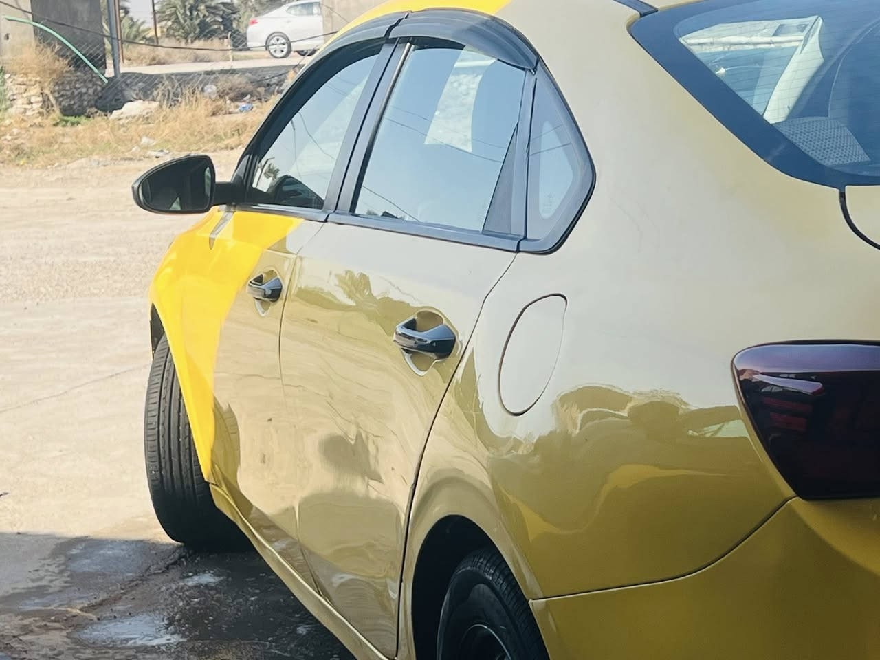 السلام عليكم
كيا فورتي موديل 2020 رقم بغداد دولي 
مكينة مامفتوحة بلاد
كير At سيارة جاهزة  بأسمي سنويتها ل2028
سعرها ب115 بيها مجال مكانها السماوة 
***********
