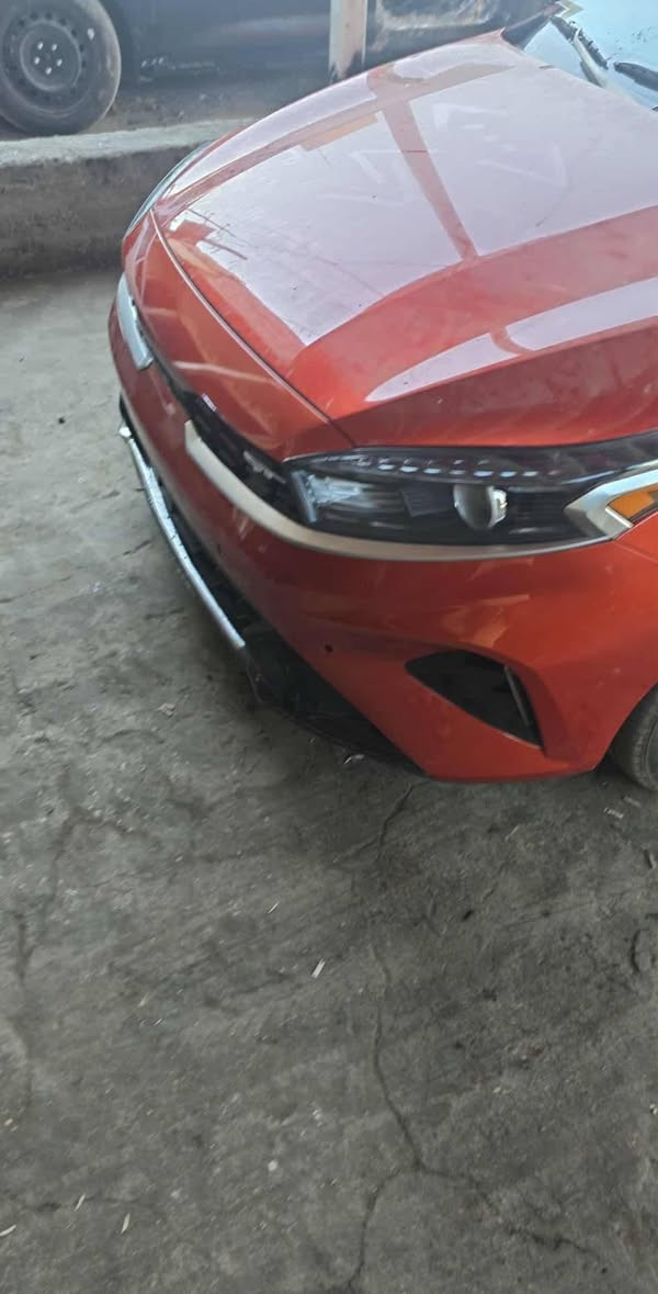 سلام عليكم 
فورتي جتي لاين موديل 2023
مواصفات معروفه شنو 
ماشيه 5 تالاف 
الحادث كدامكم رقم بغداد 
سياره جديده معنى كلمه 
شراي يتصل لو يدخل خاص 
***********
السعر 180 وبيها مجال بسيط 
اخوان رجائا كلشي موجود بسوك مفلشات ١٦٠ ورقه 
سيارتي جديده
