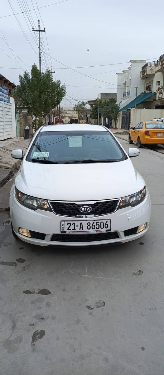 سلام عليكم 
كيا سيراتو موديل 2011 رقم سليمانيه رقم انكليزي سنويه لحد 2029 نفس اليوم تحويل اي ضرار مابيها مكينه كير شرط اي عيب مابيها السعر 117بيها مجال مكاني كركوك 
الهاتف ***********
