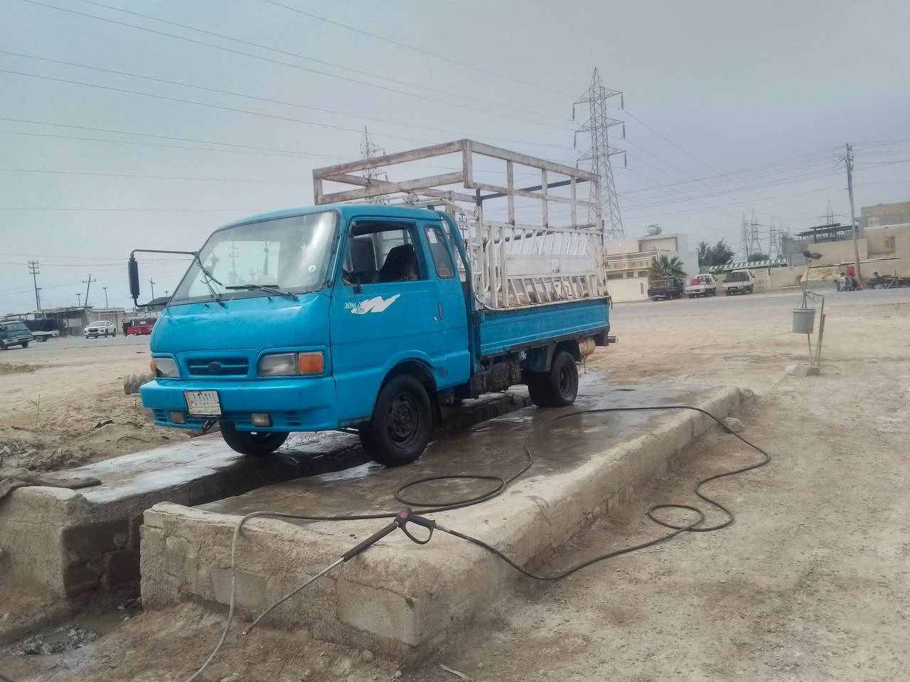 سلام عليكم 
كيا بنكو حمل البيع 
موديل 1995
العنوان بغداد السعادة شارع البو عامر 
سعر تصال ***********
