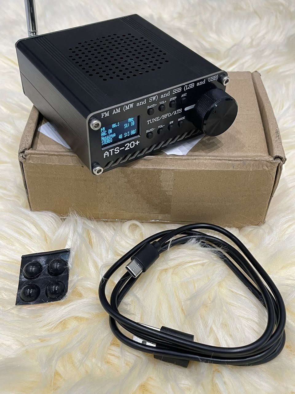 توفر من جديد راديو ATS 20 بلس 
 متعدد الموجات
شحن تايب C
للطلب و الاستفسار مراسلة الصفحة
متوفر توصيل


**إذا كنت صاحب هذا الإعلان وتريد حذفه لأي سبب، رجاءا أرسل رسالة إلى الدعم الفني**
