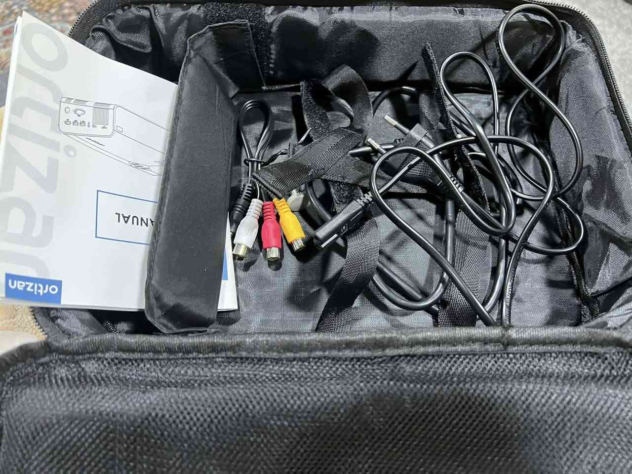 پرۆژێکتۆری ئۆرتیزان، پرۆژێکتۆری ڤیدیۆیی بچووکی گەورە بە فول ئێچ دی 1080p، 5000 لومێن و شاشەی 180”، گونجاوە لەگەڵ USB/HDMI/AV/Micro SD، پرۆژێکتۆری سینەمای ماڵەوە بە جانتایەوە (سپی)
نرخ: ۷٥ هەزار
شوێن چوارقوڕنە


**إذا كنت صاحب هذا الإعلان وتريد حذفه لأي سبب، رجاءا أرسل رسالة إلى الدعم الفني**